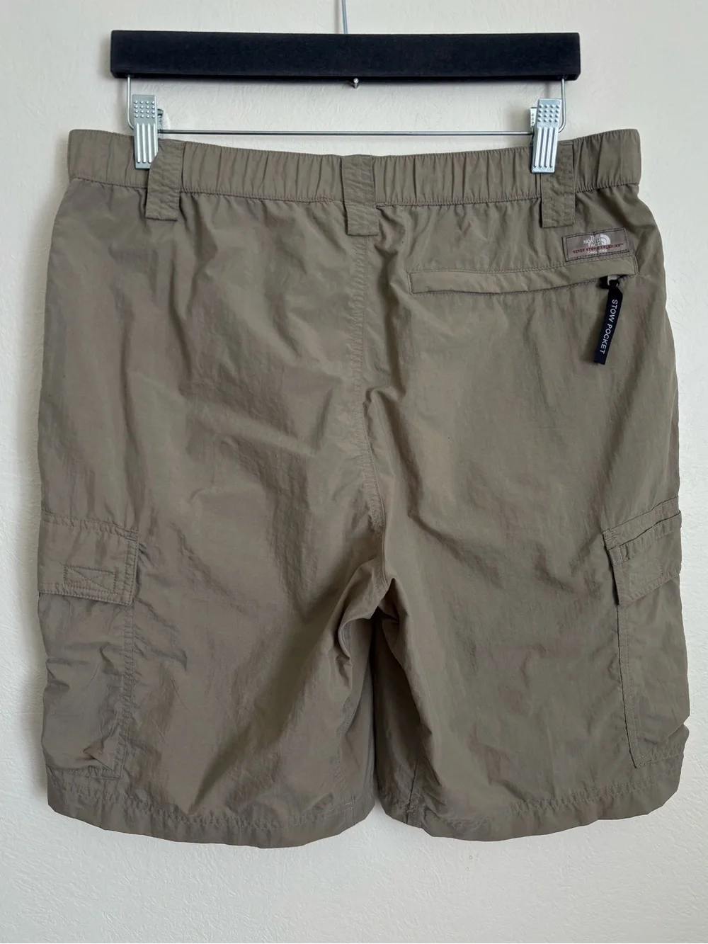 The North Face Cargo Shorts 100% Nylon Sz M Ins 9.5”Stowable Hike Climb Gorpcore